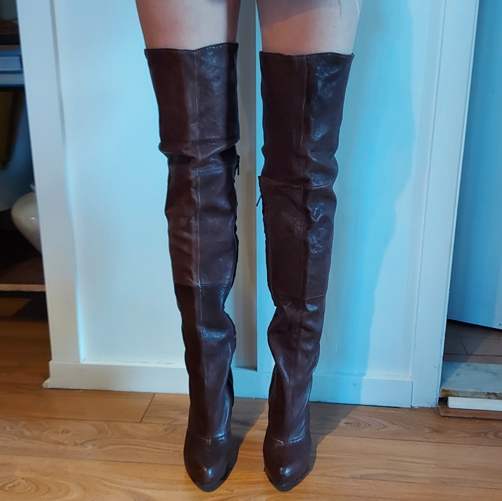 Report Signature FairFax thigh high boots